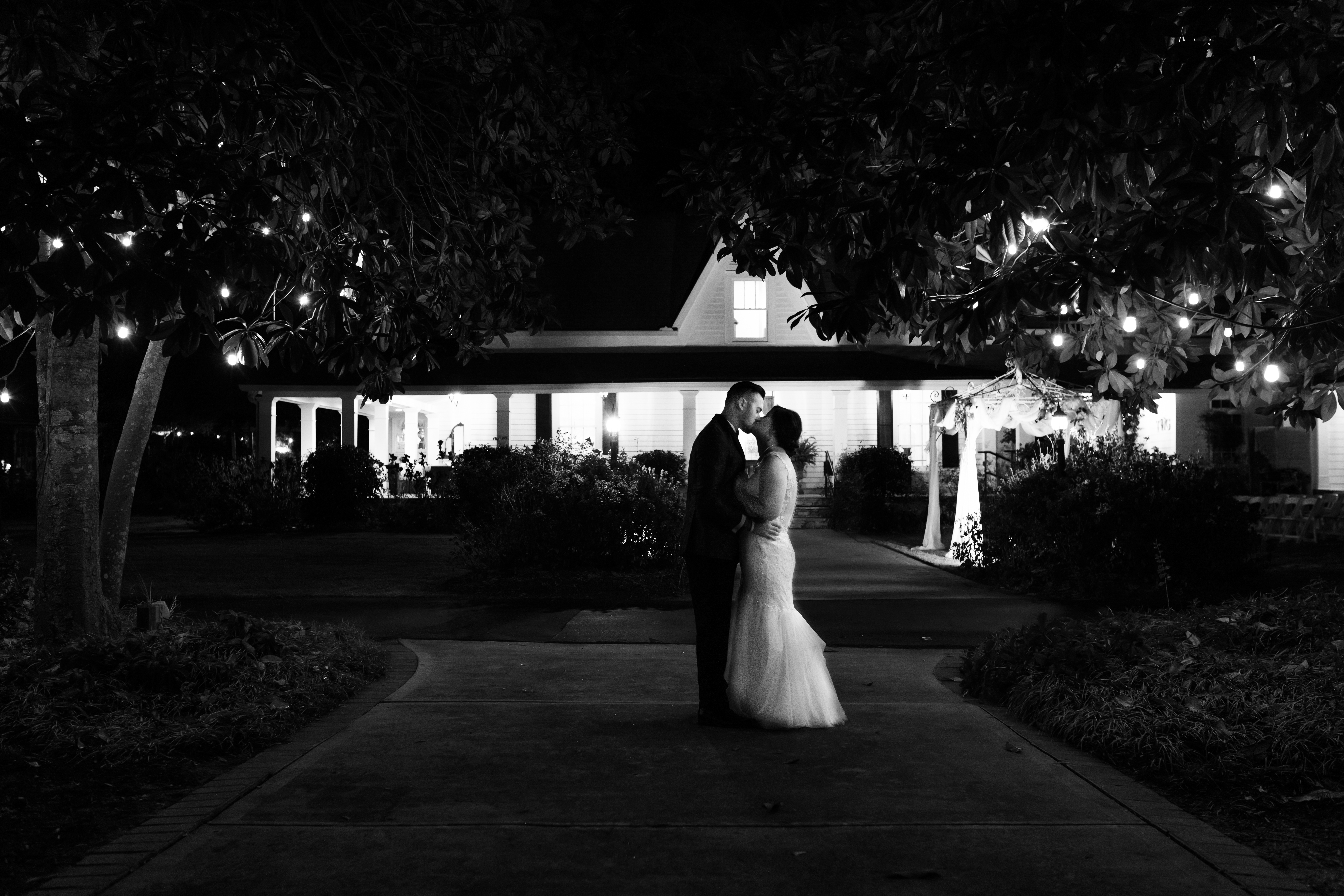 1920S WEDDING THE THOMPSON HOUSE AND GARDENS ATLANTA WEDDING PHOTOGRAPHER